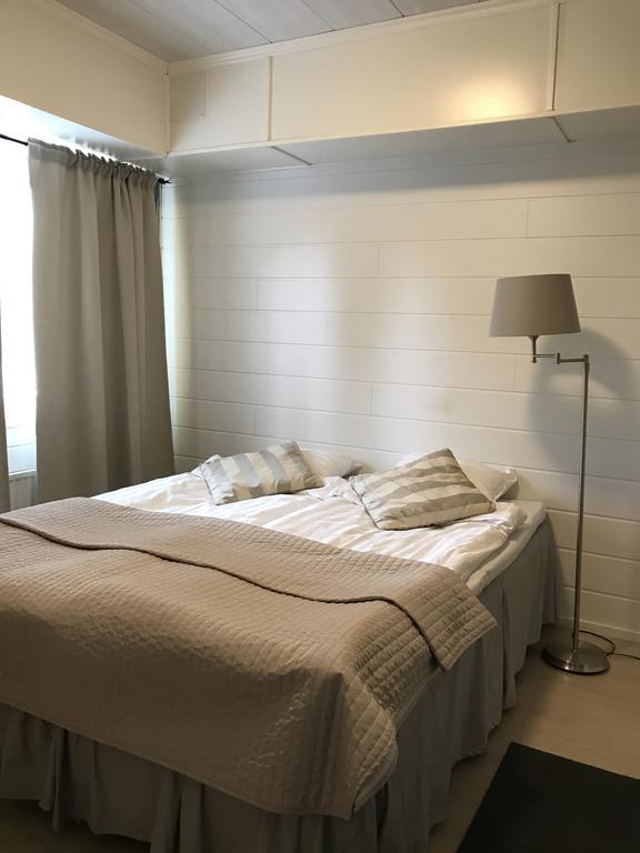 Bed & Breakfast E-city
